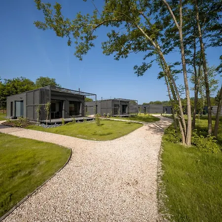 Ecocampus Du Comminges مكان تخييم Gourdan-Polignan