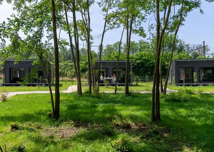 Ecocampus Du Comminges * Gourdan-Polignan